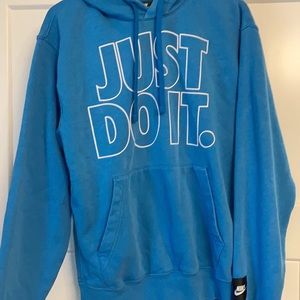Men’s NIKE hooded sweatshirt